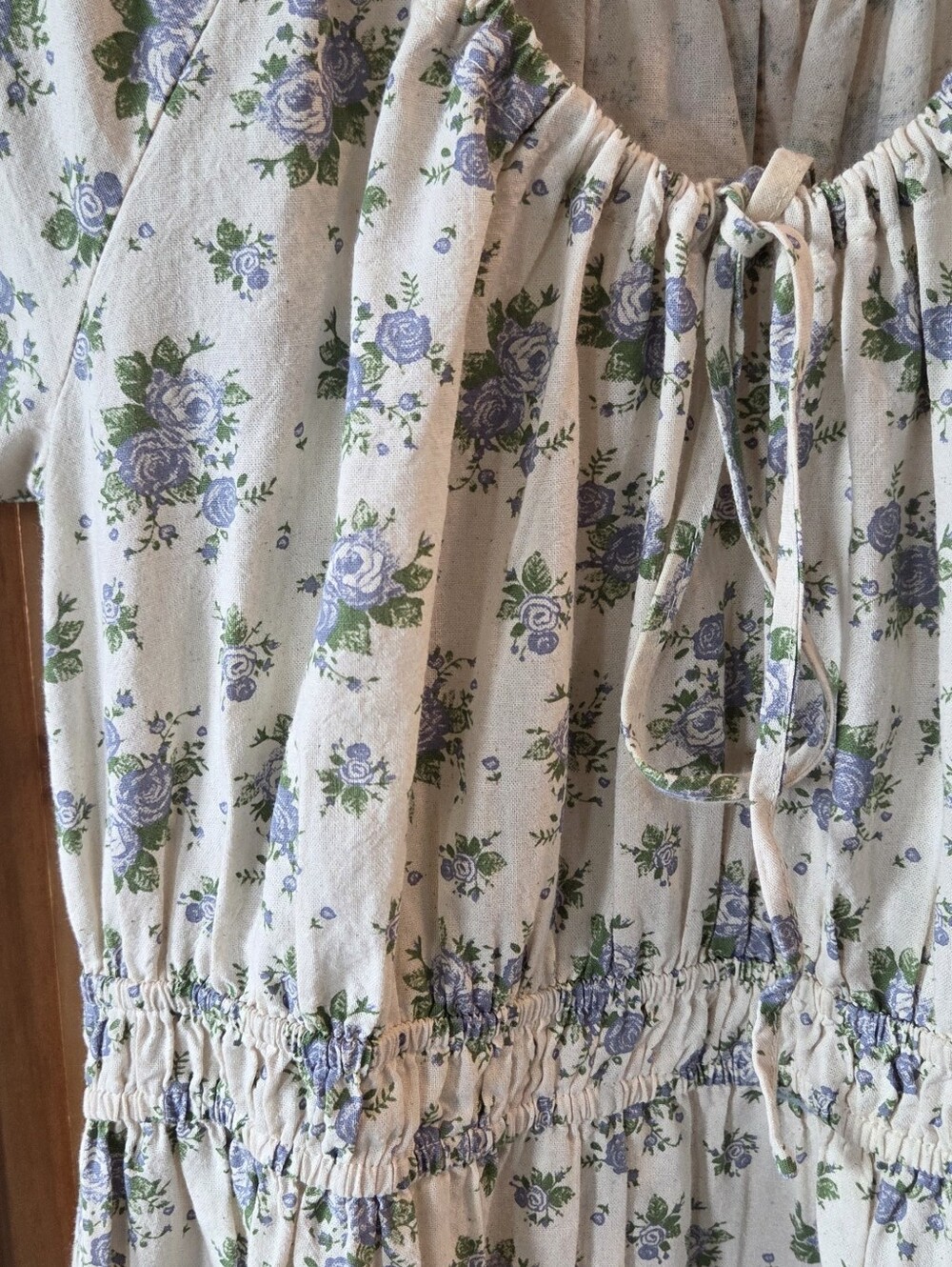 Neuflora Dress - Picture 3 of 3